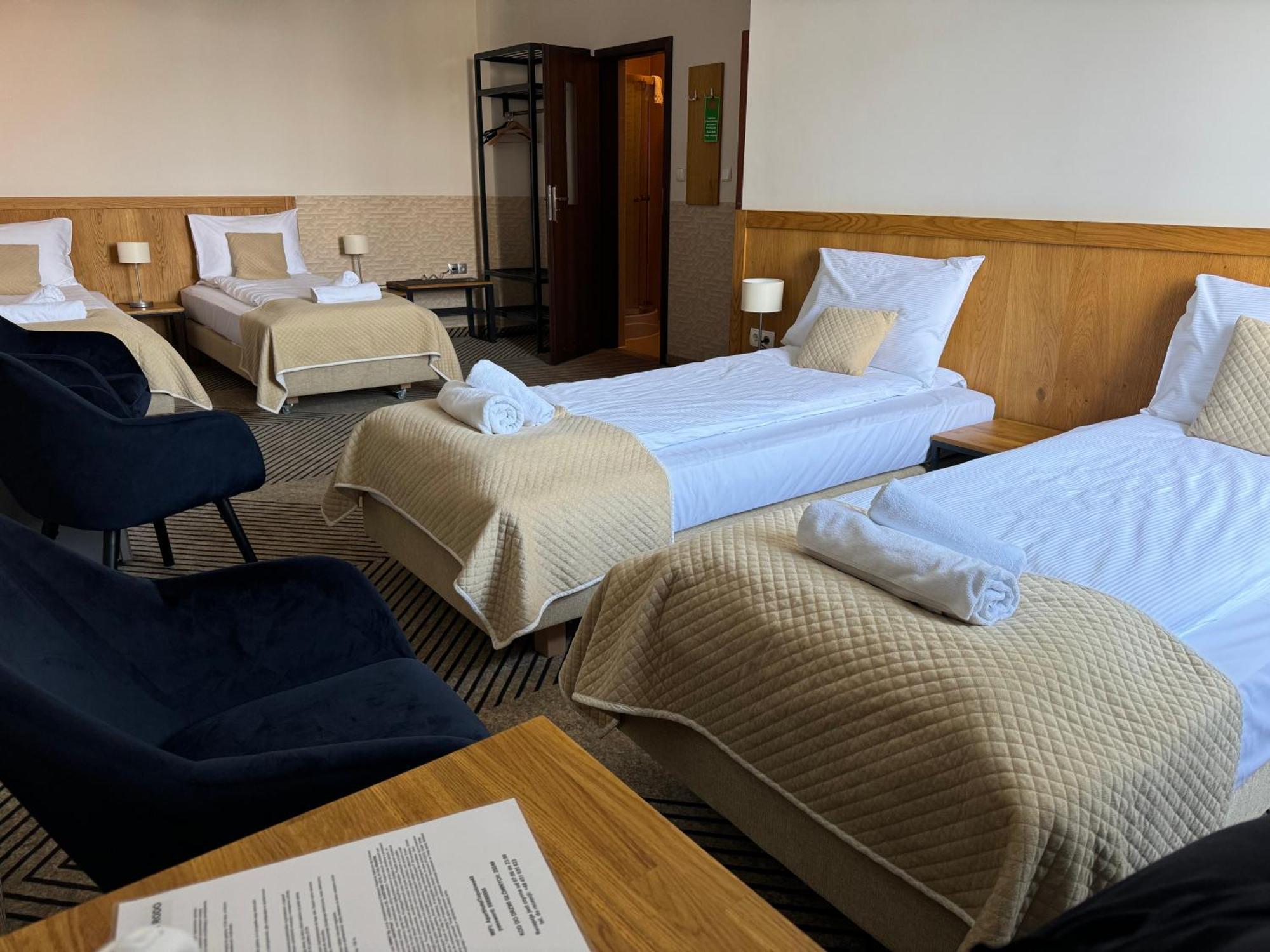 Iris Aparthotel Krasków Εξωτερικό φωτογραφία