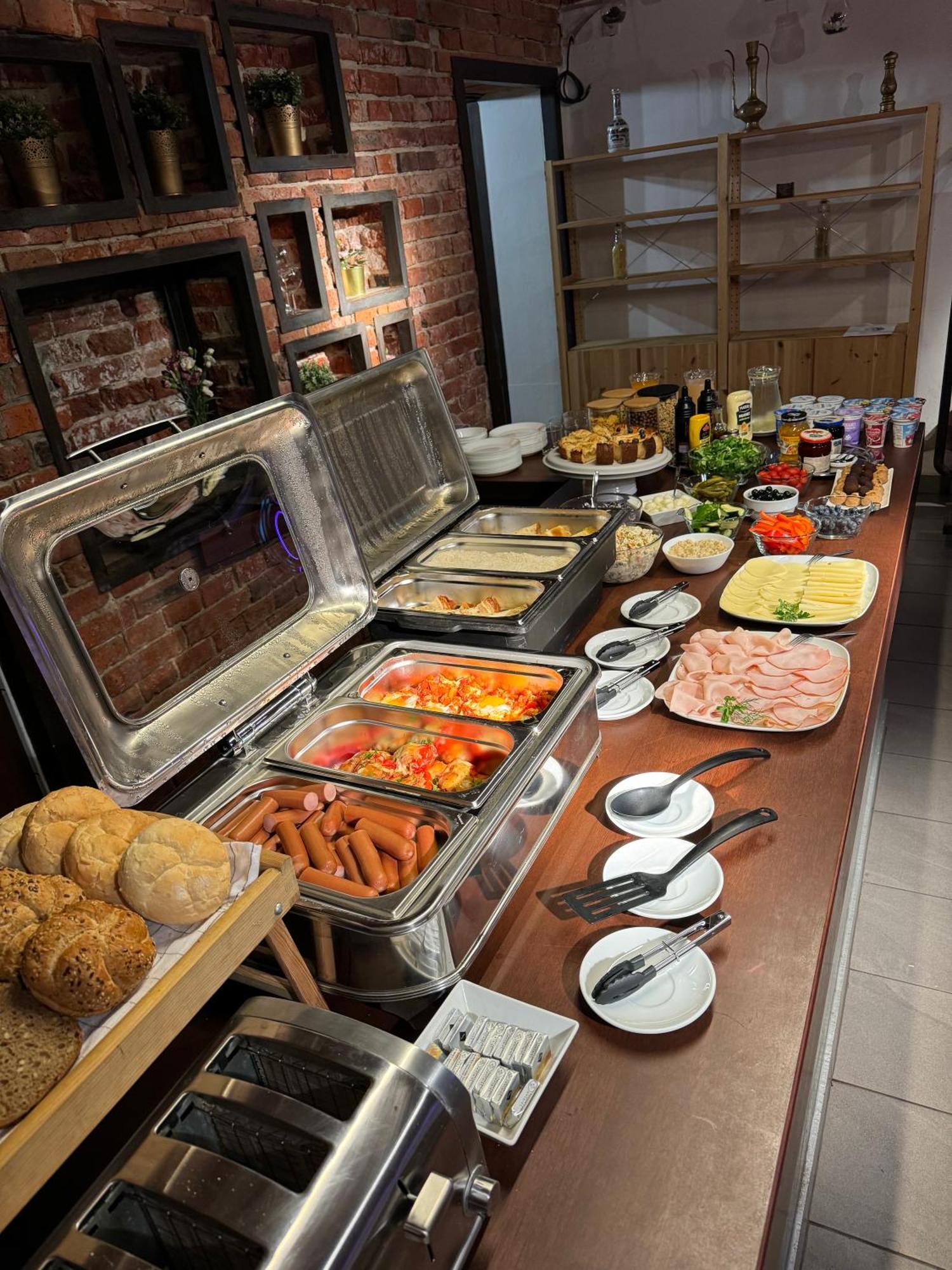 Iris Aparthotel Krasków Εξωτερικό φωτογραφία