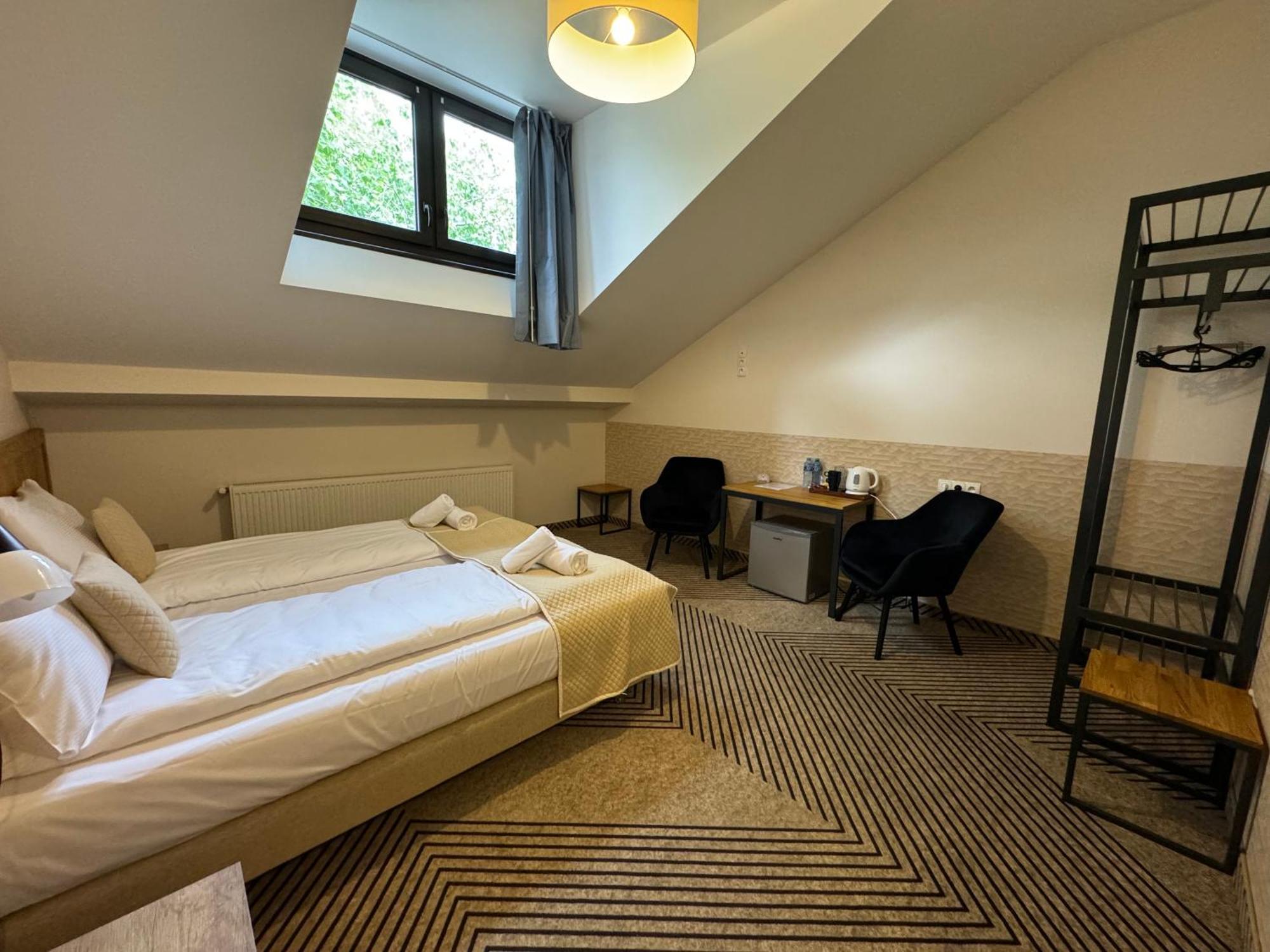 Iris Aparthotel Krasków Εξωτερικό φωτογραφία