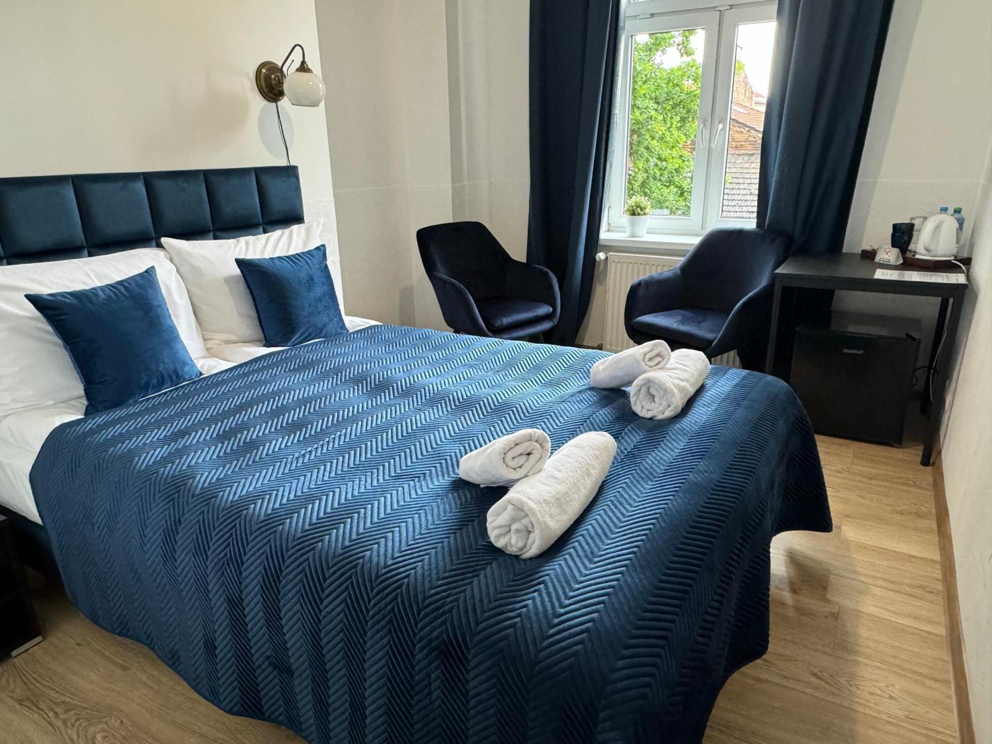 Iris Aparthotel Krasków Εξωτερικό φωτογραφία