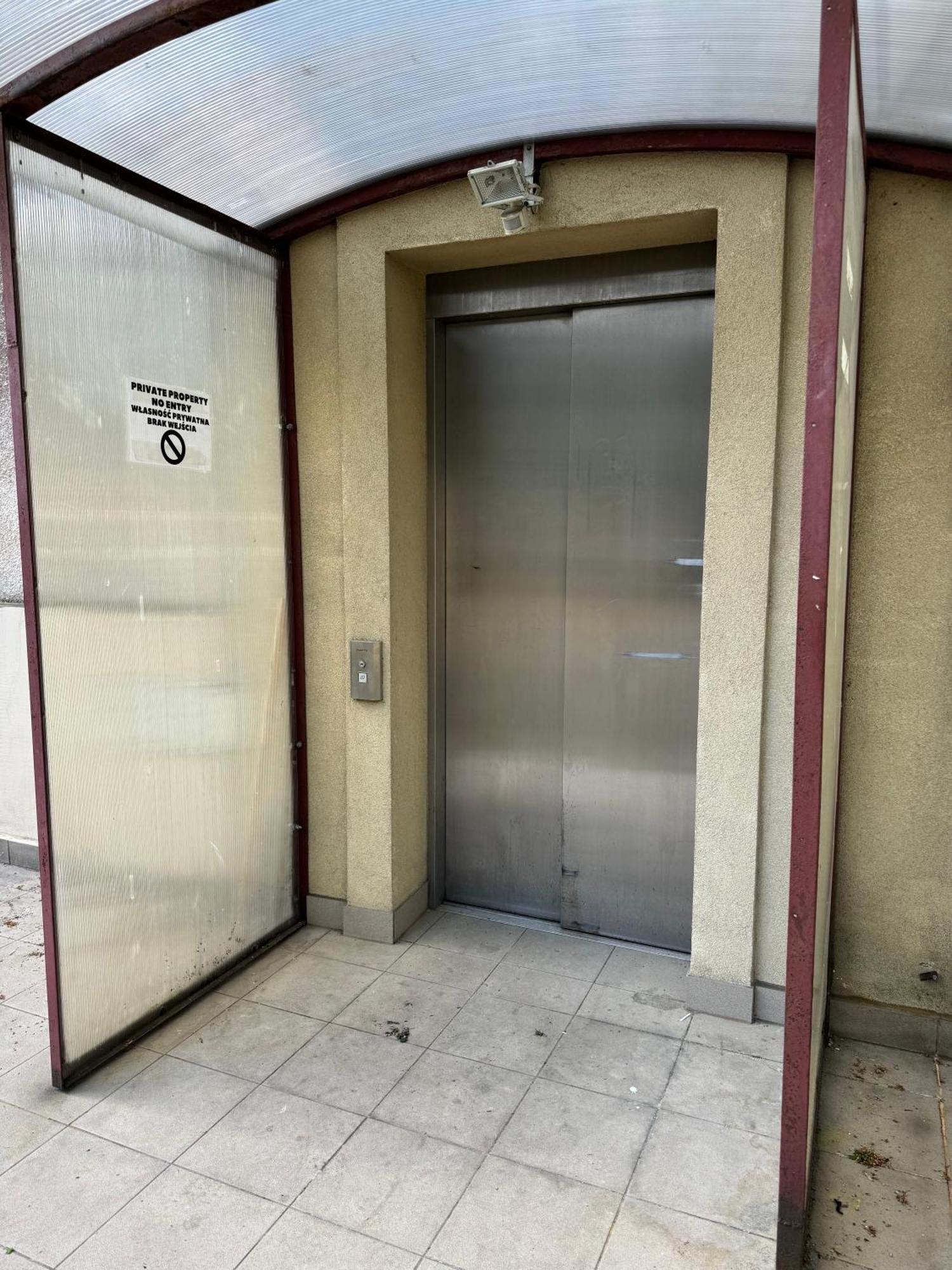 Iris Aparthotel Krasków Εξωτερικό φωτογραφία