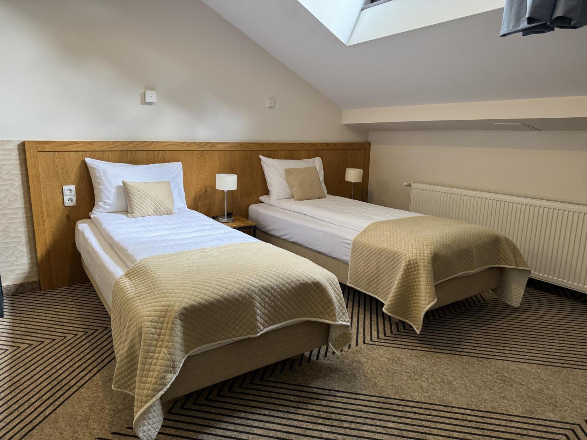 Iris Aparthotel Krasków Εξωτερικό φωτογραφία